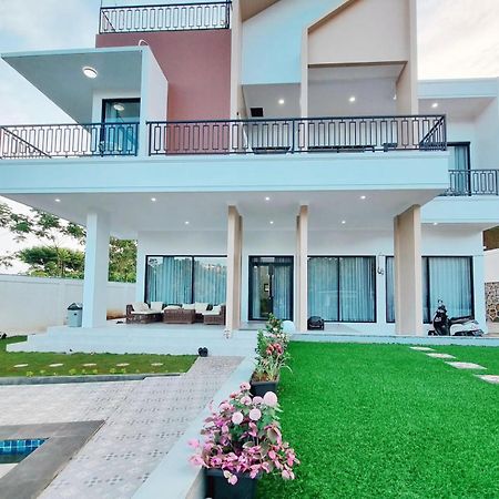 Villa Kuta Puncak Cilama ภายนอก รูปภาพ