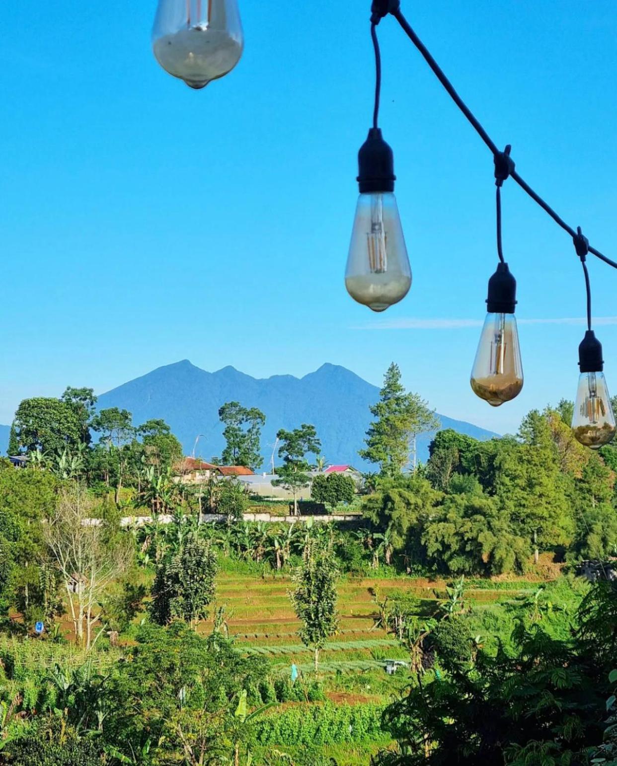 Villa Kuta Puncak Cilama ภายนอก รูปภาพ